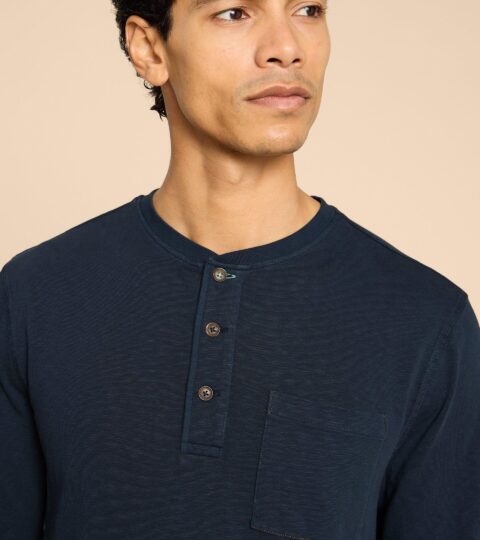 Newton LS Henley In DARK NAVY