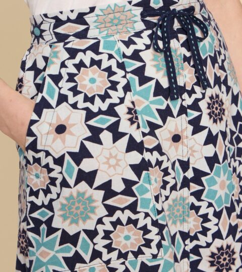 Elle Linen Blend Skirt In NAVY PRINT