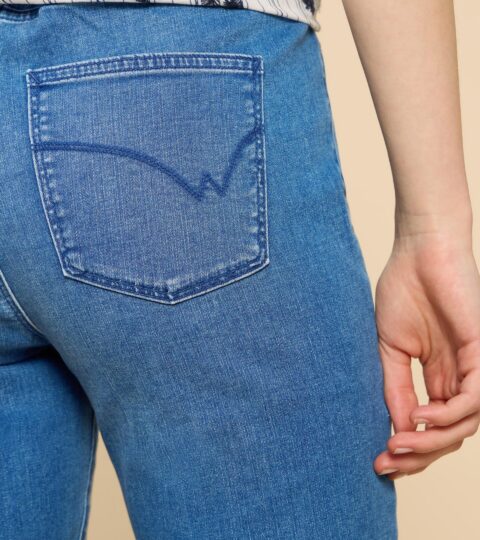 Cropped Janey Jegging In MID DENIM